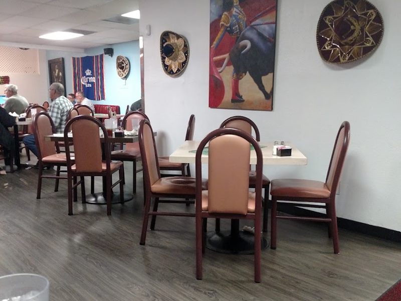 El Torito Cafe interior